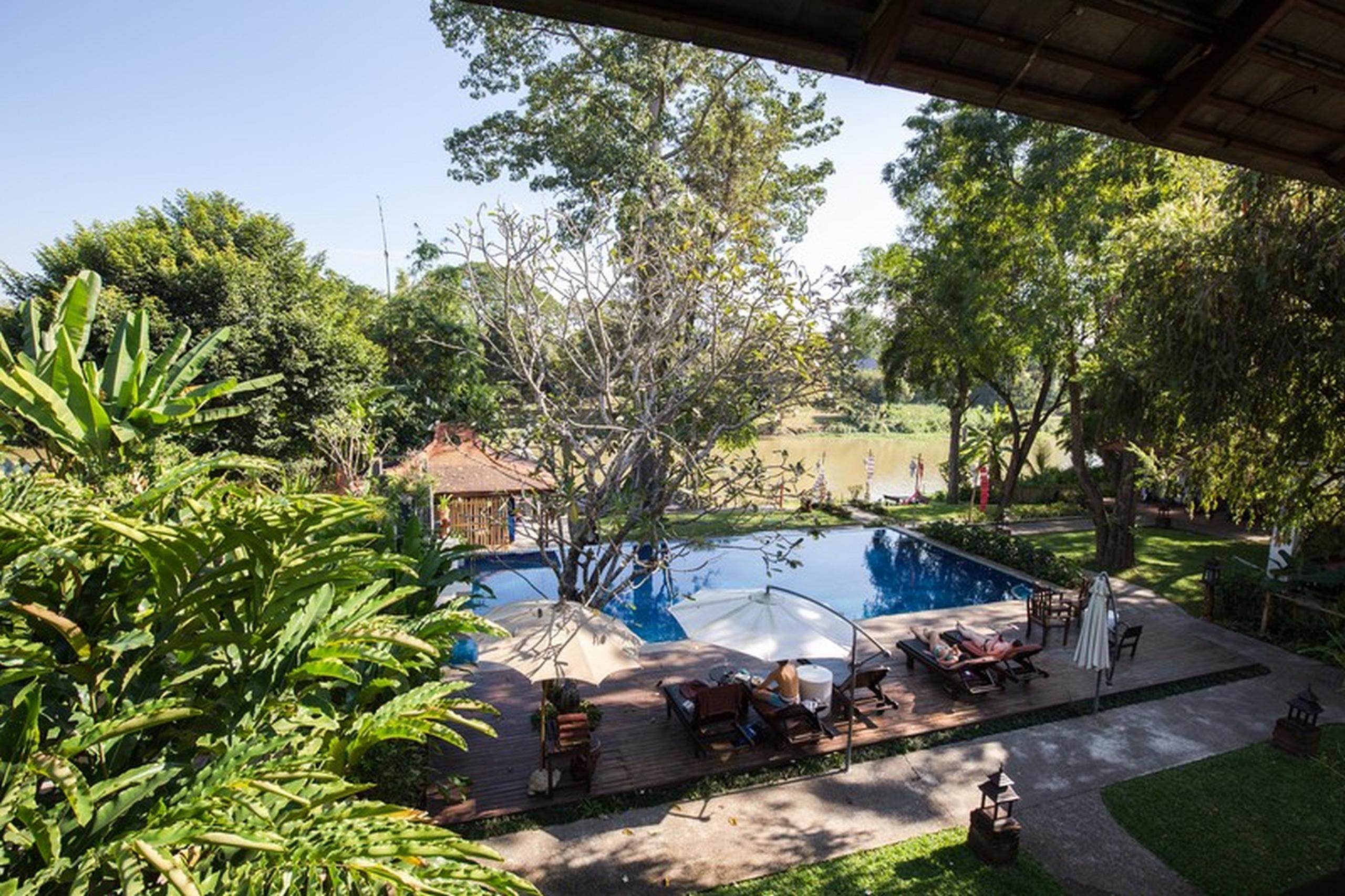 Lanna Dusita Riverside Boutique Resort Chiang Mai Bagian luar foto