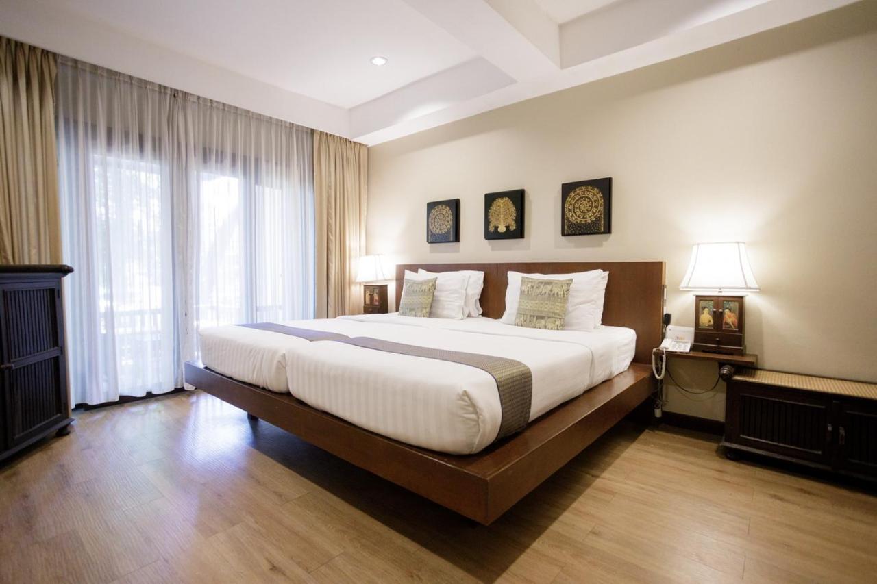 Lanna Dusita Riverside Boutique Resort Chiang Mai Bagian luar foto