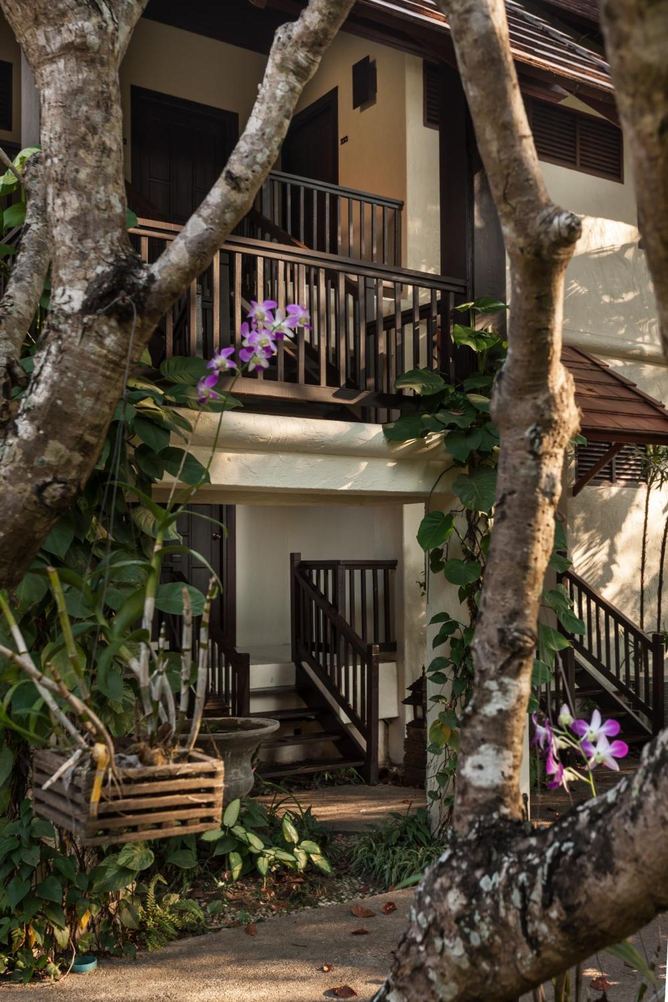 Lanna Dusita Riverside Boutique Resort Chiang Mai Bagian luar foto