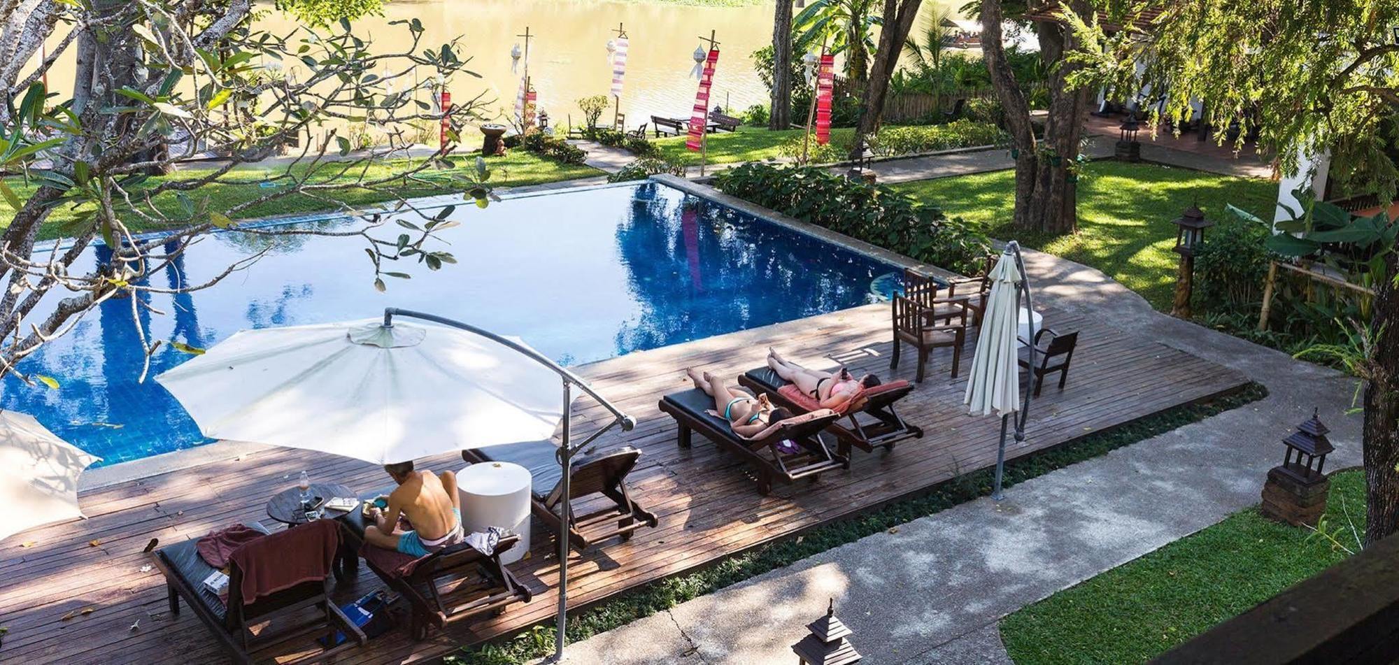 Lanna Dusita Riverside Boutique Resort Chiang Mai Bagian luar foto